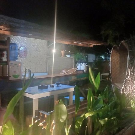 Efrata Villa Gili Air Quarto foto